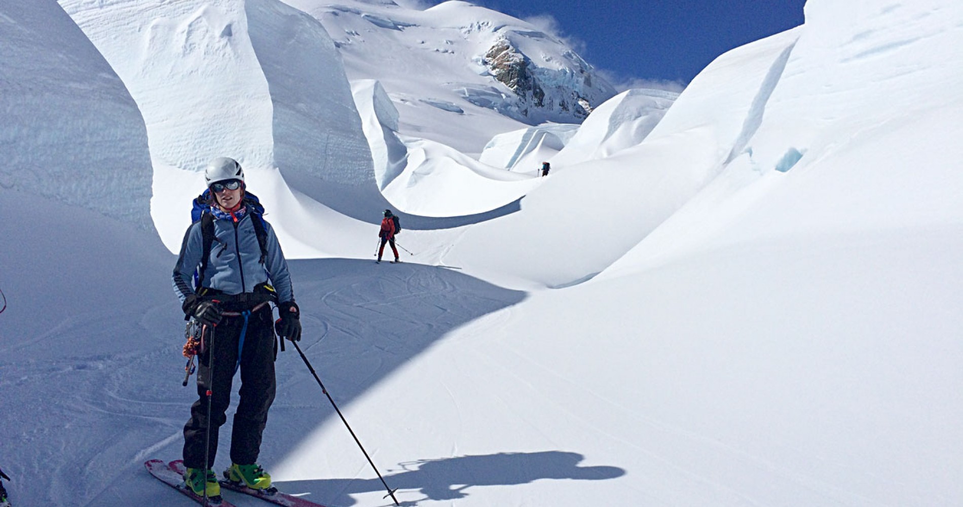 Ski Touring on the Tasman Glacier (Photo: Elke Braun-Elwert) 1