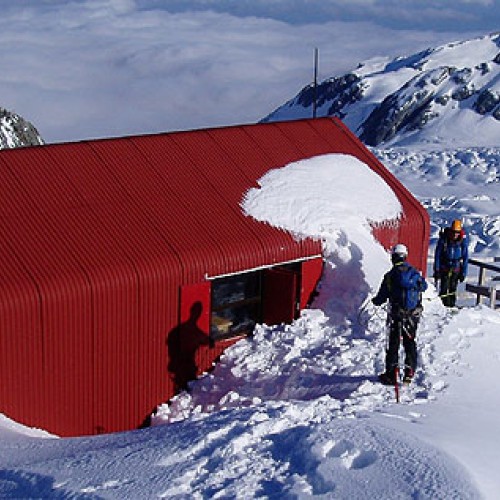Centennial Hut (Photo: NZMGA)